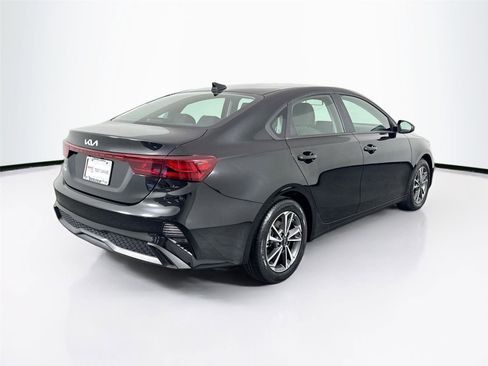 Used 2024 Kia Forte LXS image 6