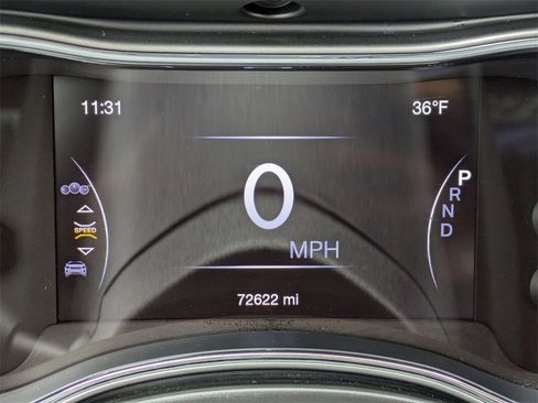 Used 2022 Jeep Grand Cherokee Limited image 28