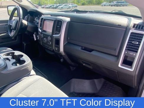 Used 2022 RAM 1500 Classic SLT w/ Electronics Group AWD/4WD image 27
