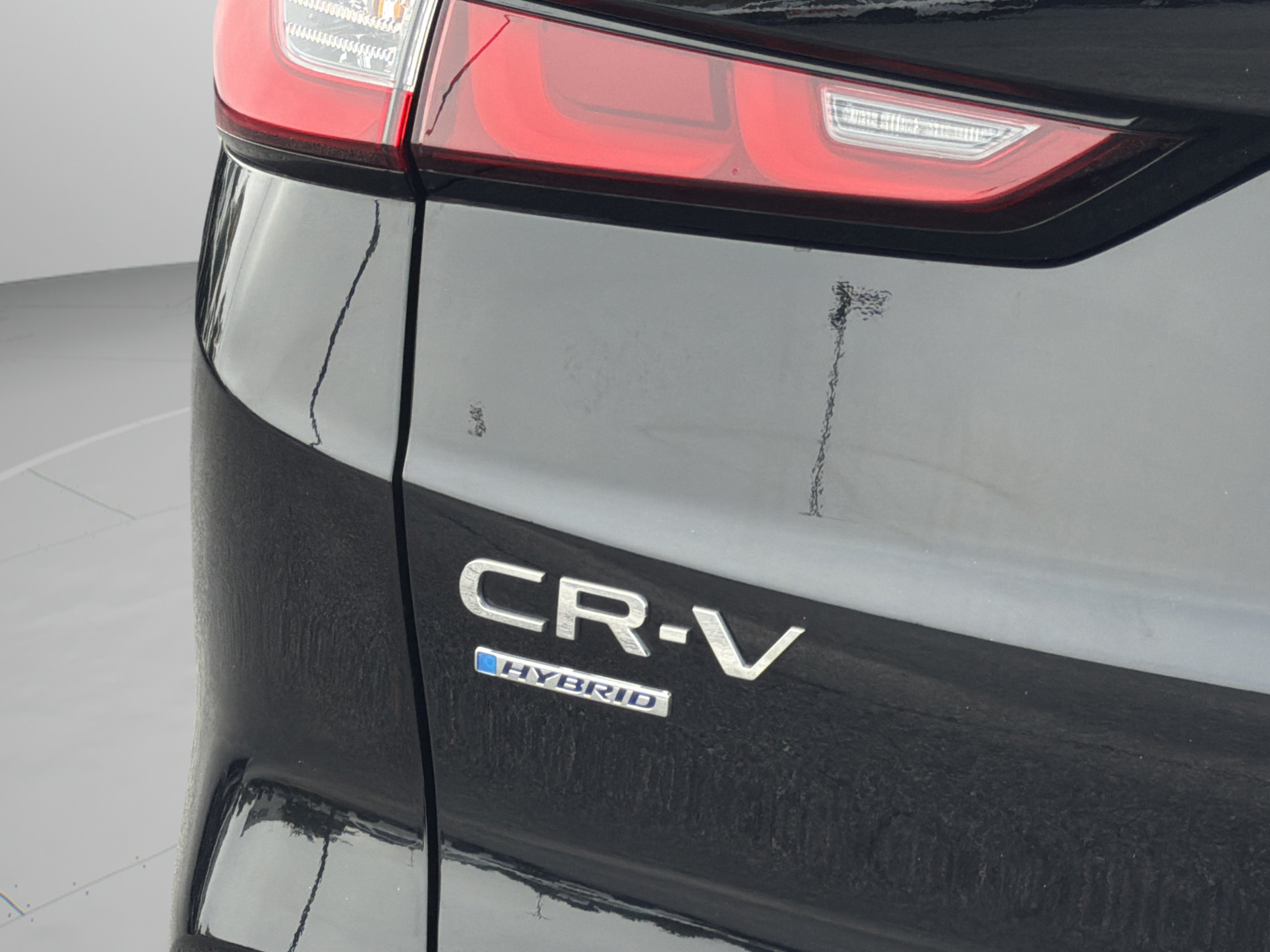 Used 2025 Honda CR-V Sport Touring image 9