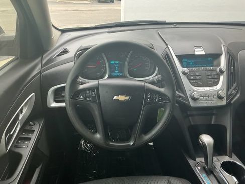 Used 2013 Chevrolet Equinox LS FWD image 15