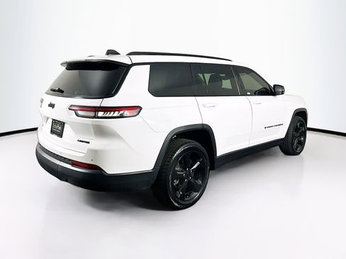 Used 2022 Jeep Grand Cherokee L Limited w/ Black Appearance Package image 9