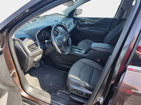 Used 2020 Chevrolet Equinox LT image 9