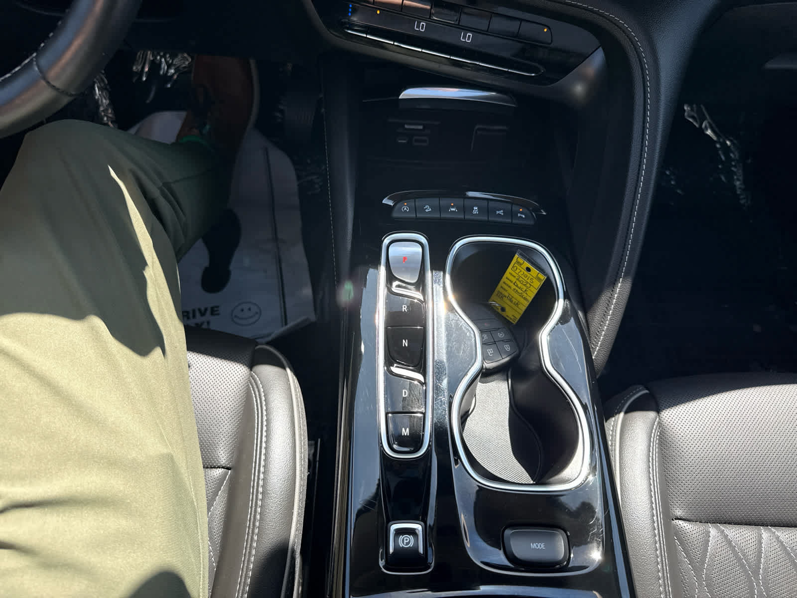 Used 2023 Buick Envision Avenir AWD/4WD image 22