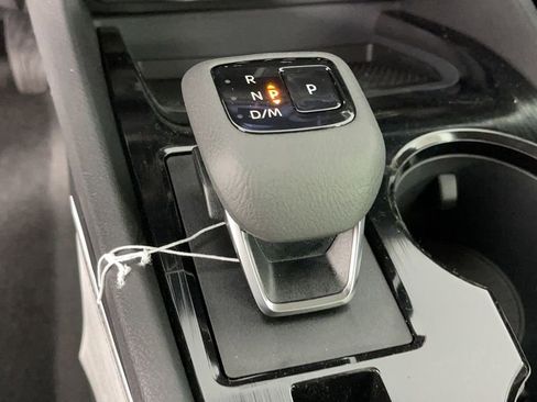 New 2025 Nissan Rogue S image 53