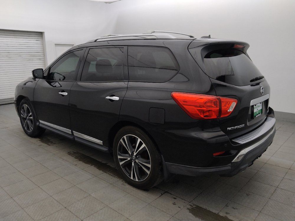 Used 2017 Nissan Pathfinder Platinum FWD image 3