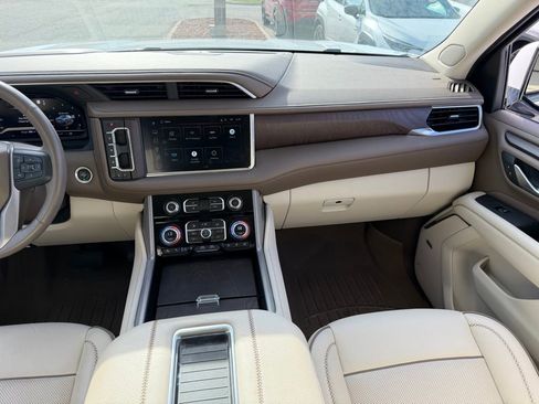 Used 2023 GMC Yukon Denali AWD/4WD image 23
