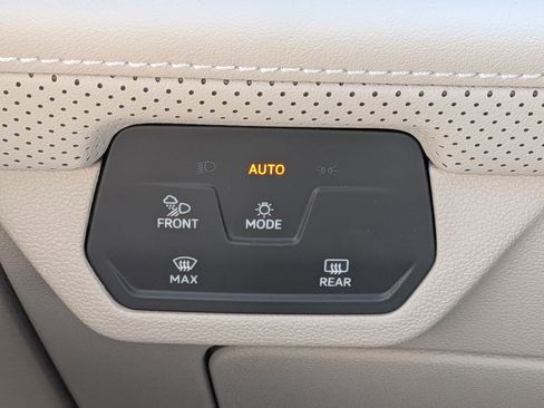 New 2026 Volkswagen Atlas SEL Premium R-Line AWD/4WD image 18