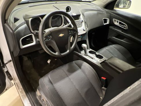 Used 2015 Chevrolet Equinox LS image 10
