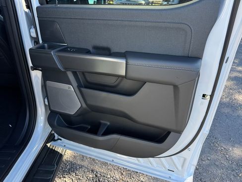 New 2025 Ford F150 Lariat w/ Equipment Group 501A Mid image 21