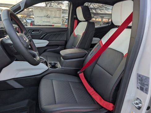 New 2026 GMC Canyon AT4X AWD/4WD image 18