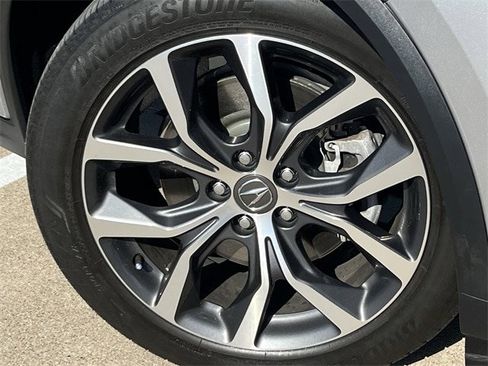 Certified 2024 Acura MDX SH-AWD w/ Technology Package image 10