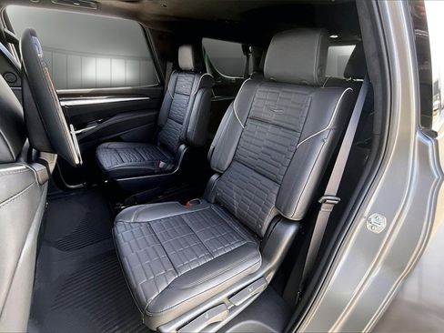New 2026 Cadillac Escalade V w/ LPO, Onyx Lite Package image 10