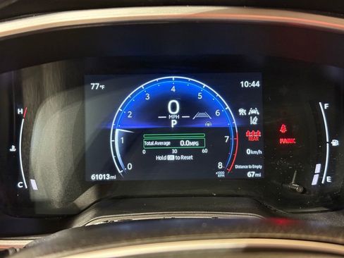 Certified 2023 Toyota Corolla Cross XLE image 25