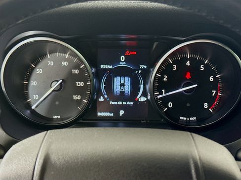 Used 2017 Land Rover Range Rover Evoque SE Premium image 16