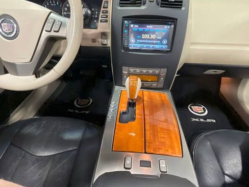 Used 2005 Cadillac XLR image 58