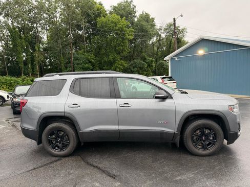 Used 2021 GMC Acadia AT4 w/ Technology Package AWD/4WD image 4