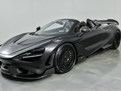 Used 2022 McLaren 765LT image 8