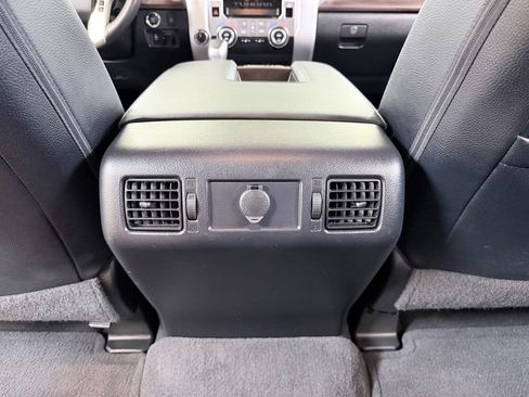 Used 2021 Toyota Tundra Limited w/ Limited Premium Package AWD/4WD image 26