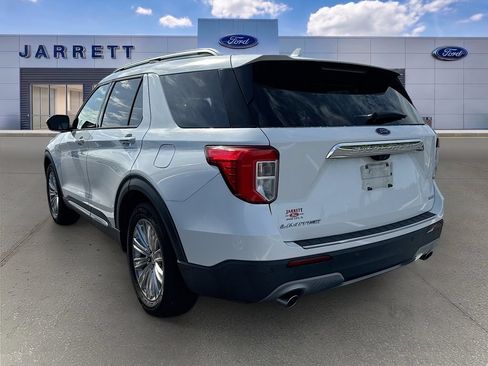 Used 2020 Ford Explorer Limited RWD image 3