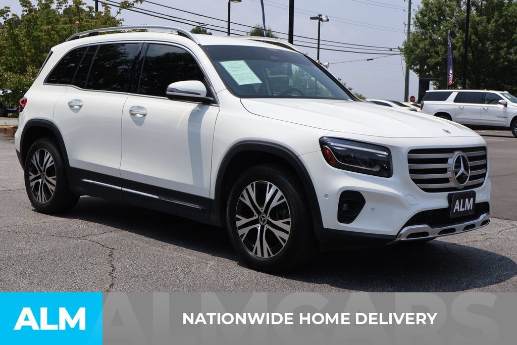 Used 2024 Mercedes-Benz GLB 250 image 4