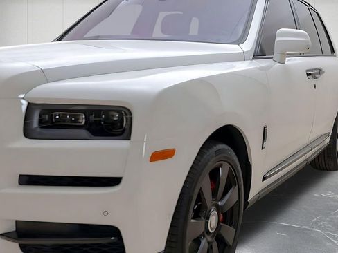 Used 2023 Rolls-Royce Cullinan Base image 8
