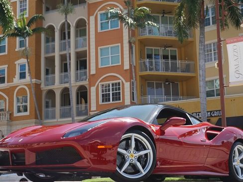 Used 2019 Ferrari 488 GTB RWD image 34