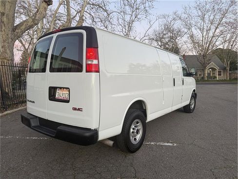 Used 2019 GMC Savana 3500 Extended image 6