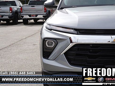 New 2026 Chevrolet TrailBlazer LS w/ LS Convenience Package FWD image 38