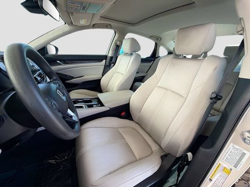 Used 2018 Honda Accord EX image 20