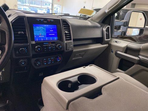 Used 2019 Ford F150 XLT w/ Equipment Group 302A Luxury image 12