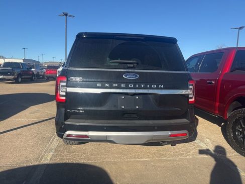 Used 2023 Ford Expedition Platinum image 7