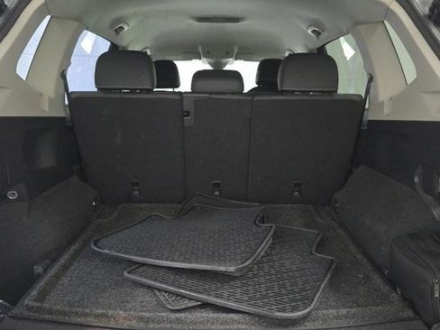 Used 2022 Volkswagen Tiguan SE image 14