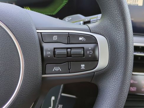 New 2026 Kia K5 LXS FWD image 22