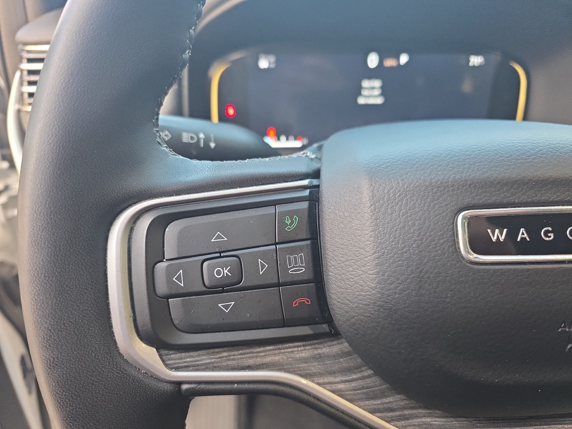 Used 2022 Jeep Wagoneer Series II AWD/4WD image 17