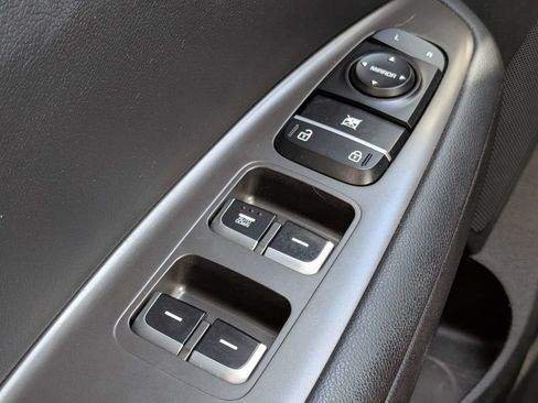 Used 2019 Kia Optima LX FWD image 26
