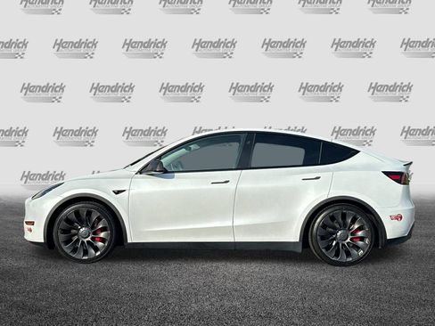 Used 2023 Tesla Model Y Performance image 8