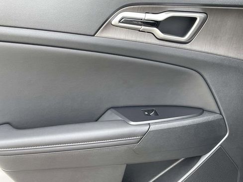 New 2026 Kia Sportage X-Line w/ X-Line Technology Package image 20