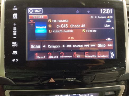 Used 2017 Honda Pilot Touring image 25