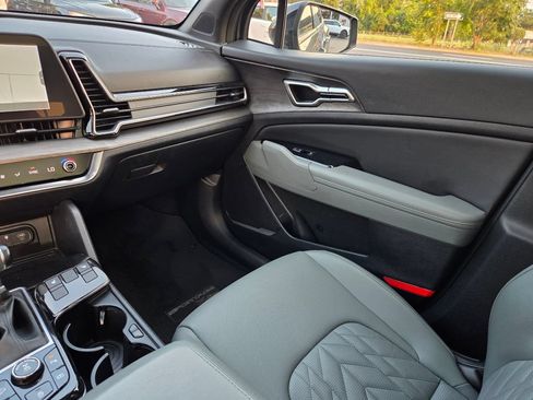 Used 2023 Kia Sportage X-Line w/ X-Line Premium Package AWD/4WD image 16