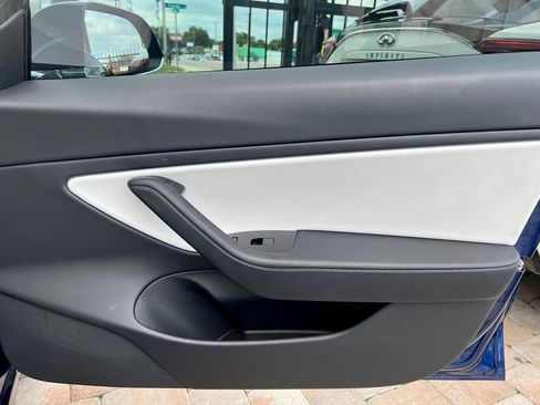 Used 2020 Tesla Model 3 Performance image 45