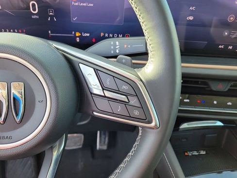 Used 2025 Buick Envision Sport Touring image 23