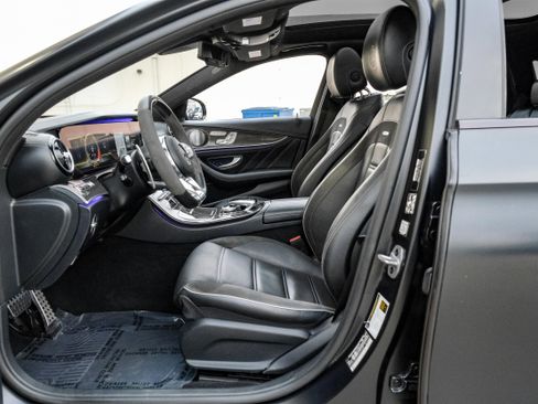 Used 2019 Mercedes-Benz E 63 AMG S image 3