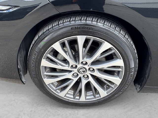 Used 2019 Lexus ES 350 w/ Premium Package FWD image 23