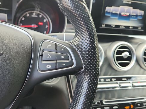 Used 2017 Mercedes-Benz GLC 300 4MATIC image 22
