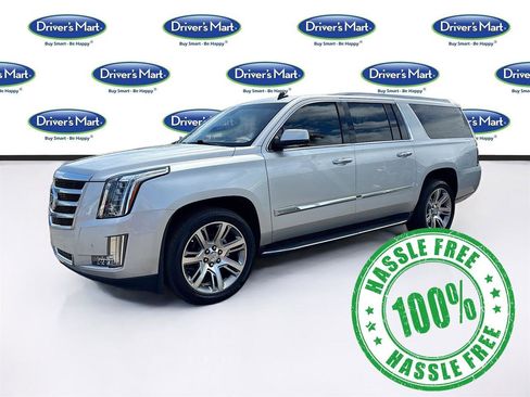 Used 2015 Cadillac Escalade ESV Luxury RWD image 3