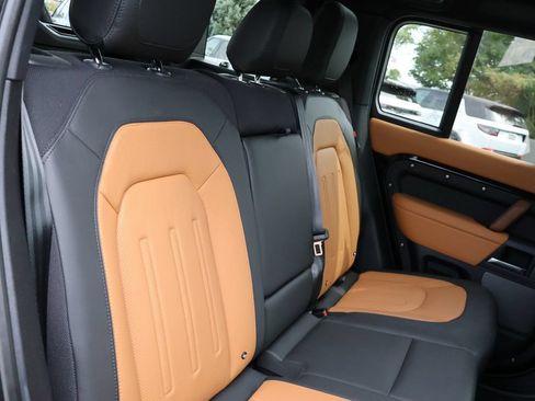 Used 2024 Land Rover Defender 110 X AWD/4WD image 13