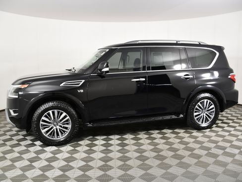 Used 2022 Nissan Armada SL w/ Captain's Chairs Package AWD/4WD image 9