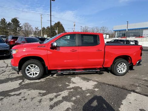 New 2026 Chevrolet Silverado 1500 LT image 2