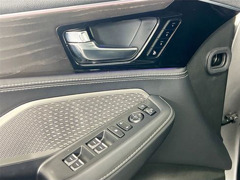 Used 2023 Acura MDX SH-AWD w/ Advance Package image 19